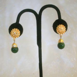 💖 Gold and Green Bead Earrings /E39